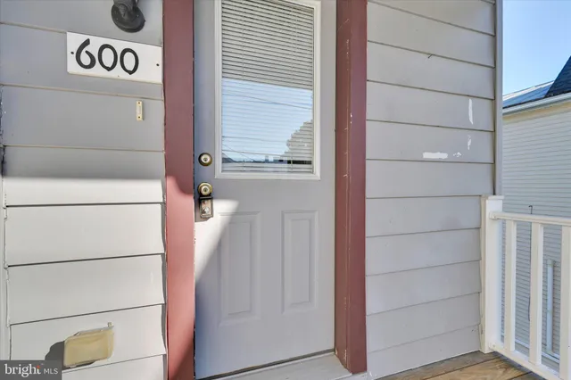 $175,000 | 600 East Main Street, Hegins, PA 17938