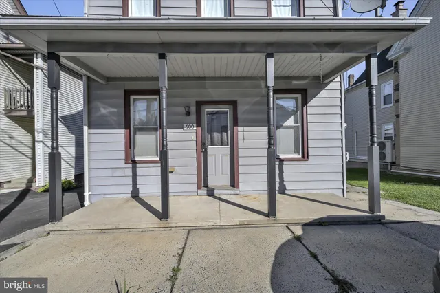 $175,000 | 600 East Main Street, Hegins, PA 17938