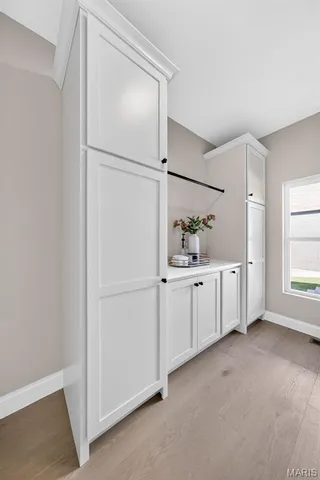 $1,325,000 | 11924 Santino Court, St. Louis, MO 63141