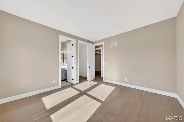 $1,295,000 | 11924 Santino Court, St. Louis, MO 63141