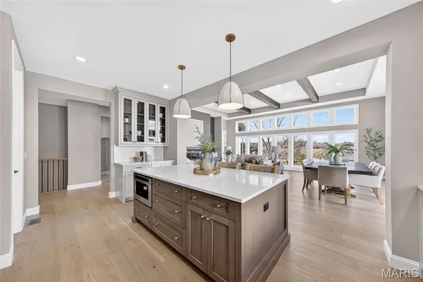 $1,295,000 | 11924 Santino Court, St. Louis, MO 63141
