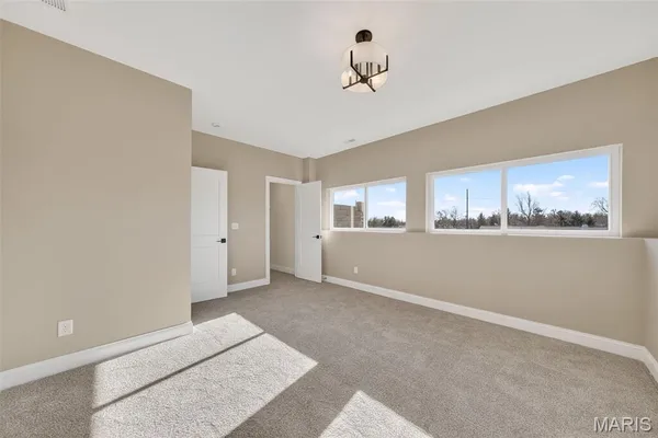 $1,295,000 | 11924 Santino Court, St. Louis, MO 63141