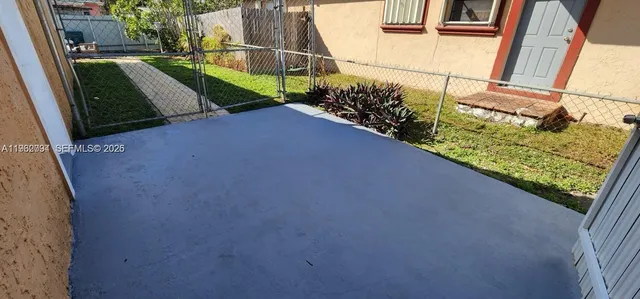 $1,300 | 17200 Northwest 51st Place, Unit C, Miami Gardens, FL 33055