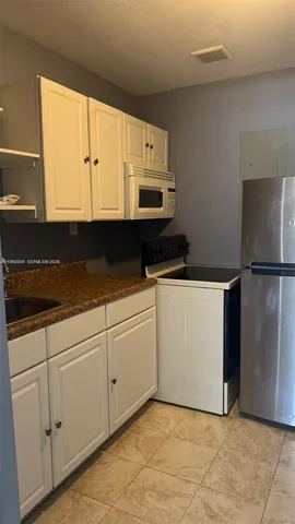 $1,300 | 17200 Northwest 51st Place, Unit C, Miami Gardens, FL 33055