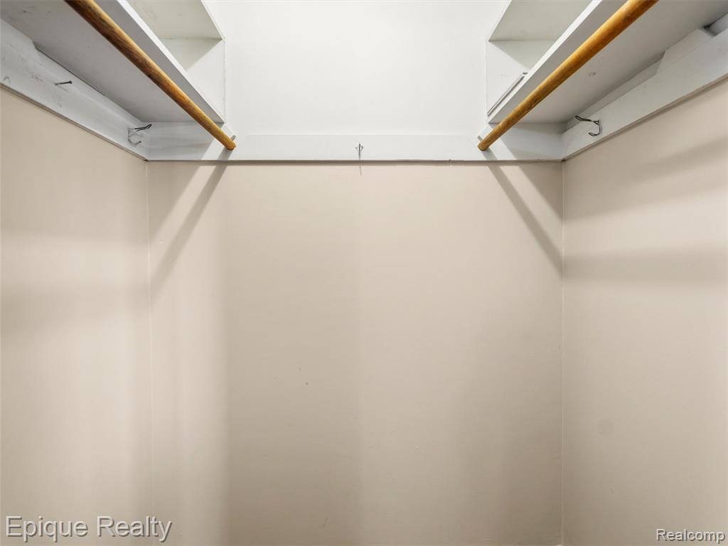 2915 West 13 Mile Road, Unit 101 Royal Oak, MI 48073 - Photo 16 of 28