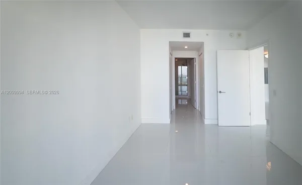 $5,100 | 501 Northeast 31st Street, Unit 1701, Miami, FL 33137