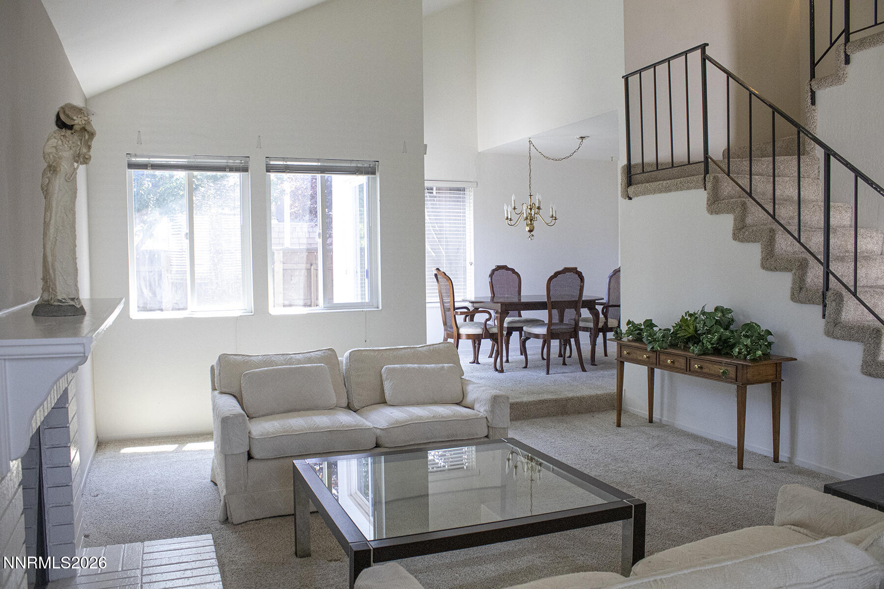 304 Lorraine Court Reno, NV 89509 - Photo 8 of 47 living3