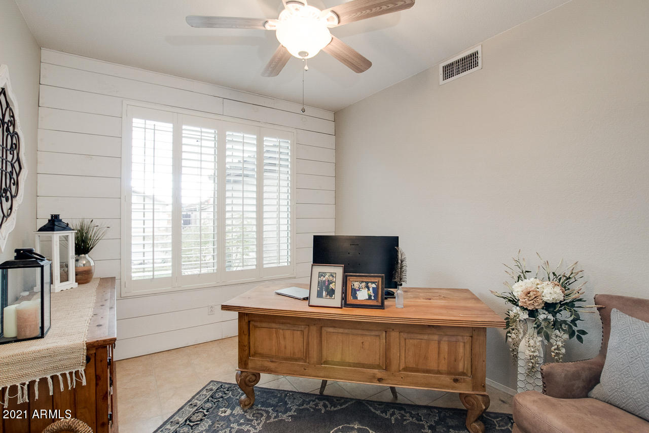 4418 East Rowel Road Phoenix, AZ 85050 - Photo 8 of 29 05-rowel