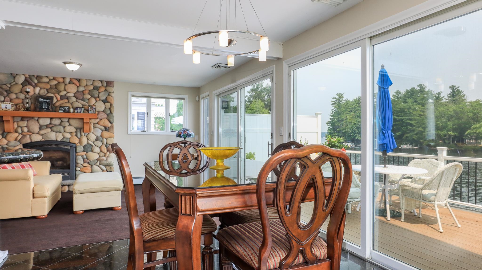 67-69 Conleys Grove Road Derry, NH 03038 - Photo 9 of 39