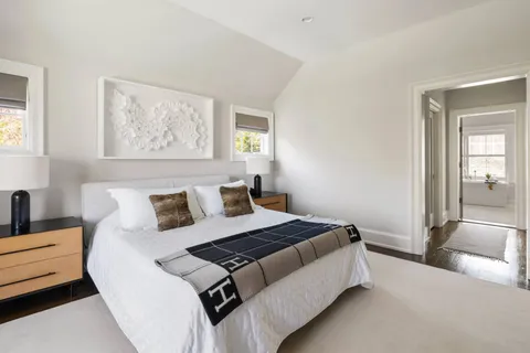 $5,250,000 | 602 Ruggs Path, Sag Harbor, NY 11963