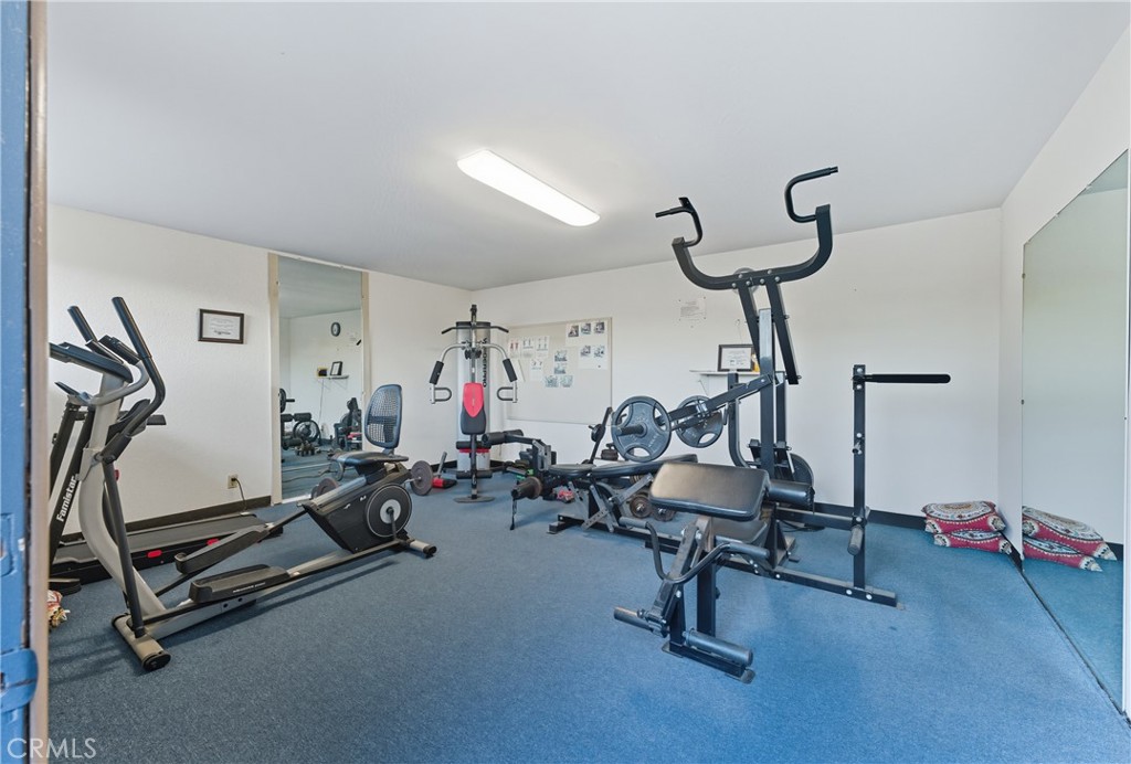 1400 Sunkist, Unit 173 Anaheim, CA 92806 - Photo 37 of 42 Gym area