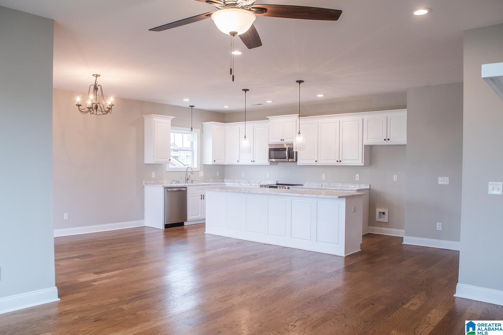 224 Shoreline View Talladega, AL 35160 - Photo 12 of 46