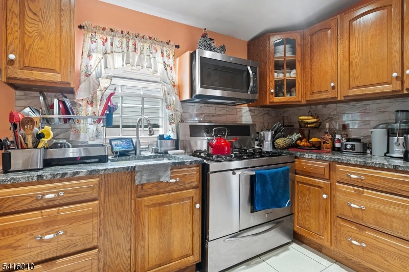 356 Sherman Street, Unit 2 Passaic, NJ 07055 - Photo 7 of 10