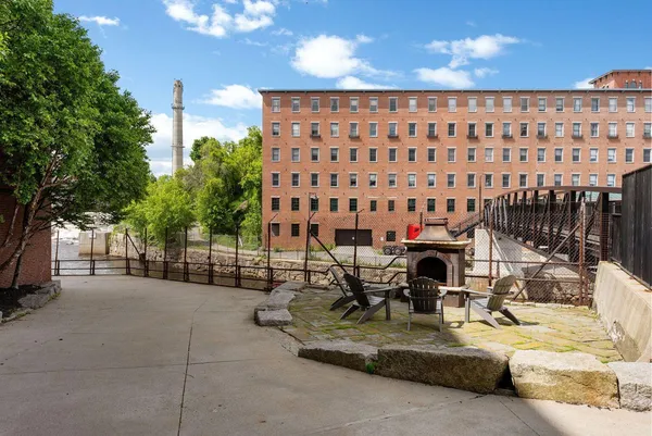 $349,000 | 2 Main Street, Unit 18421, Biddeford, ME 04005