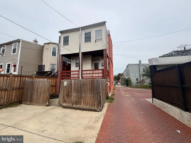 $1,850 | 600 Keefer Place Northwest, Unit 2, Washington, DC 20010