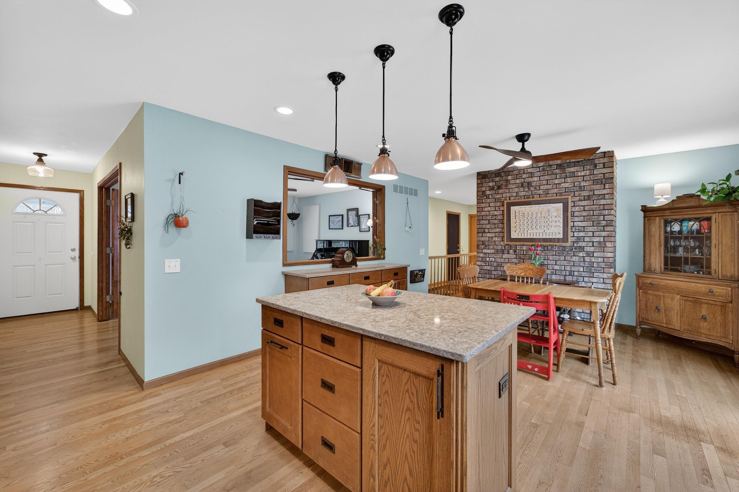 502 Nichols Road Monona, WI 53716 - Photo 8 of 50