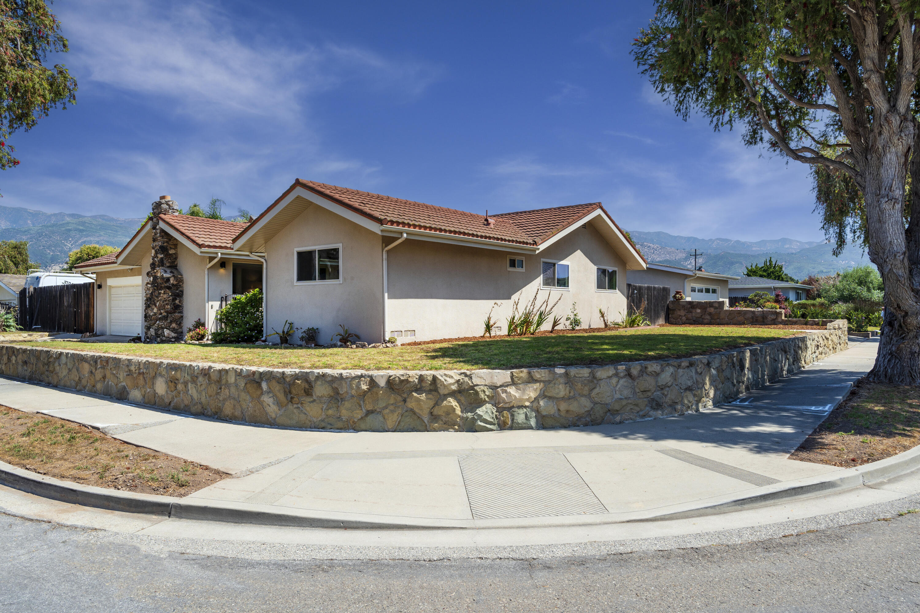 5522 Cameo Road Carpinteria, CA 93013 - Photo 1 of 23 _DSC0209