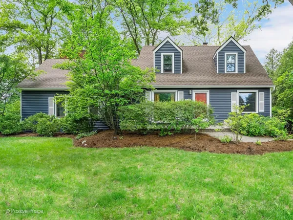 $499,000 | 3904 Earlston Road, Downers Grove, IL 60515