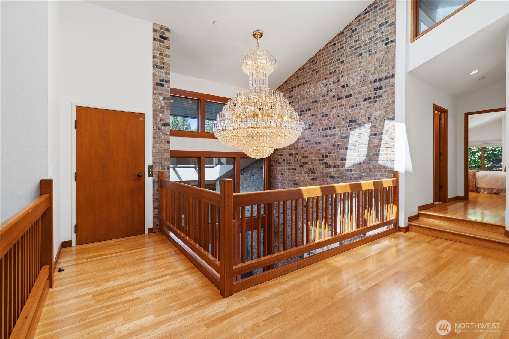 8279 West Mercer Way Mercer Island, WA 98040 - Photo 30 of 40
