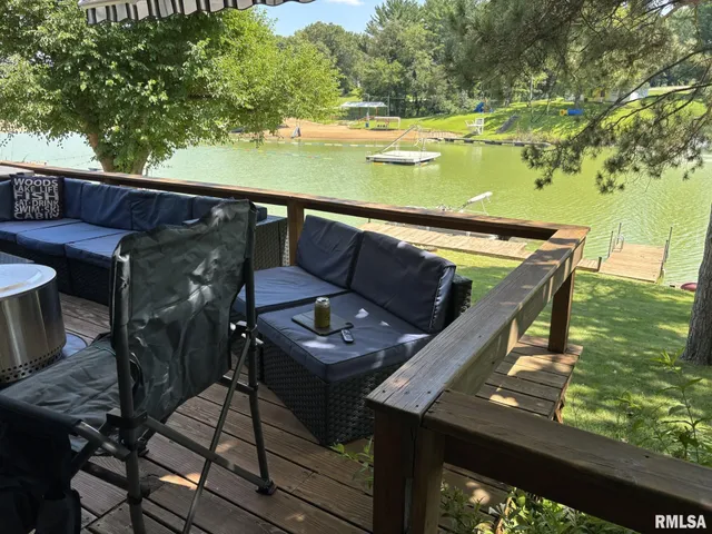 $149,900 | 26 Lake Warren Drive, Monmouth, IL 61462