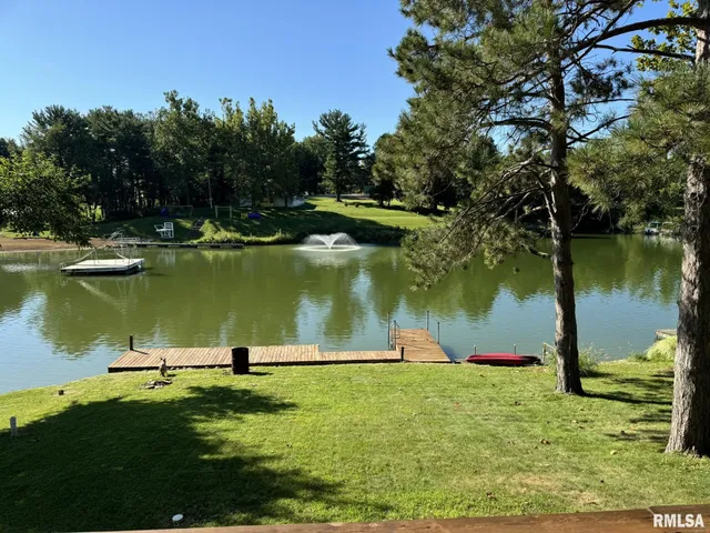 $149,900 | 26 Lake Warren Drive, Monmouth, IL 61462