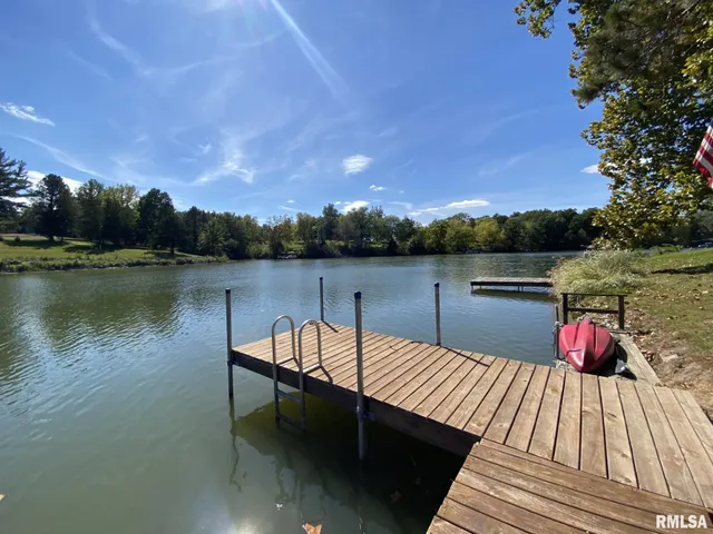 $149,900 | 26 Lake Warren Drive, Monmouth, IL 61462