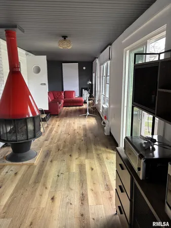 $149,900 | 26 Lake Warren Drive, Monmouth, IL 61462