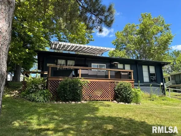 $149,900 | 26 Lake Warren Drive, Monmouth, IL 61462