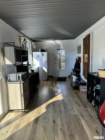 $149,900 | 26 Lake Warren Drive, Monmouth, IL 61462
