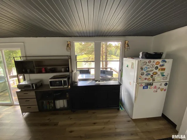 $149,900 | 26 Lake Warren Drive, Monmouth, IL 61462