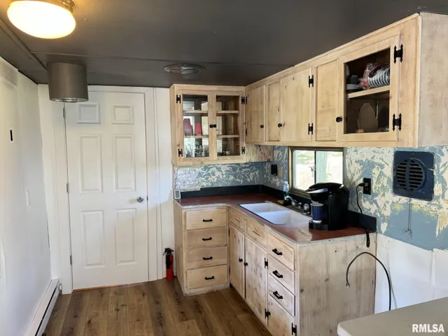 $149,900 | 26 Lake Warren Drive, Monmouth, IL 61462