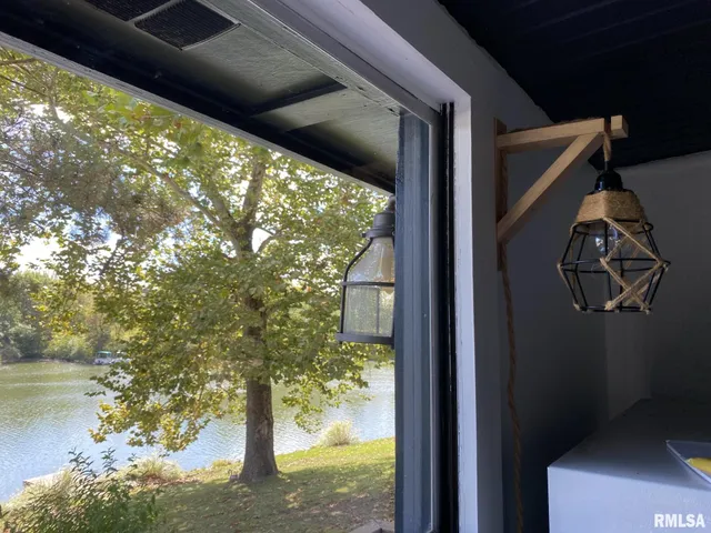 $149,900 | 26 Lake Warren Drive, Monmouth, IL 61462