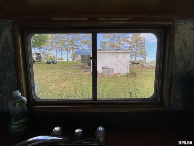 $149,900 | 26 Lake Warren Drive, Monmouth, IL 61462