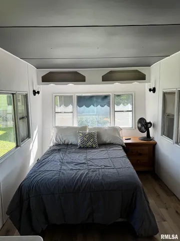 $149,900 | 26 Lake Warren Drive, Monmouth, IL 61462