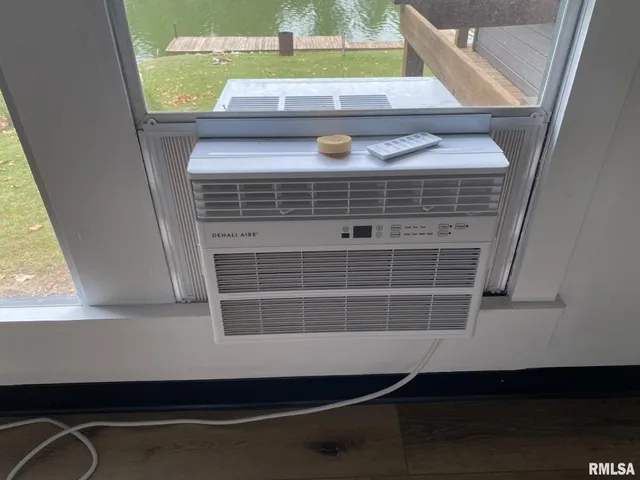 $149,900 | 26 Lake Warren Drive, Monmouth, IL 61462