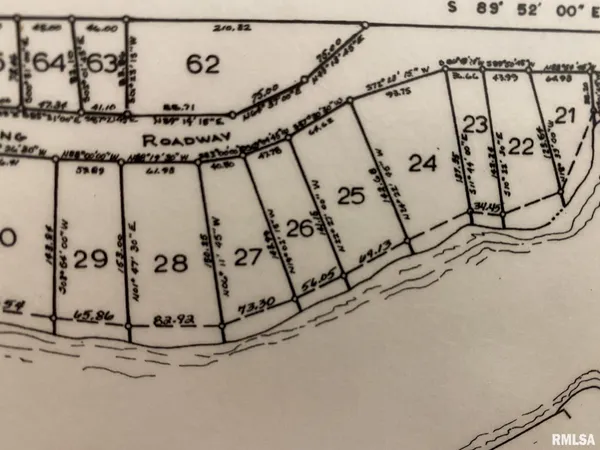 $149,900 | 26 Lake Warren Drive, Monmouth, IL 61462
