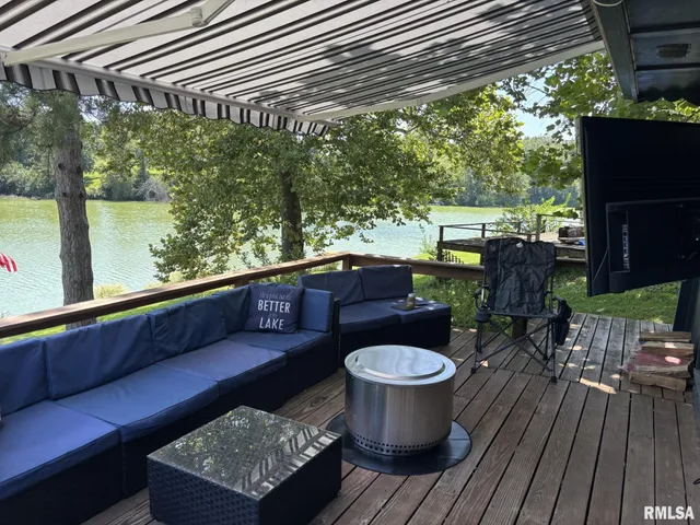 $149,900 | 26 Lake Warren Drive, Monmouth, IL 61462