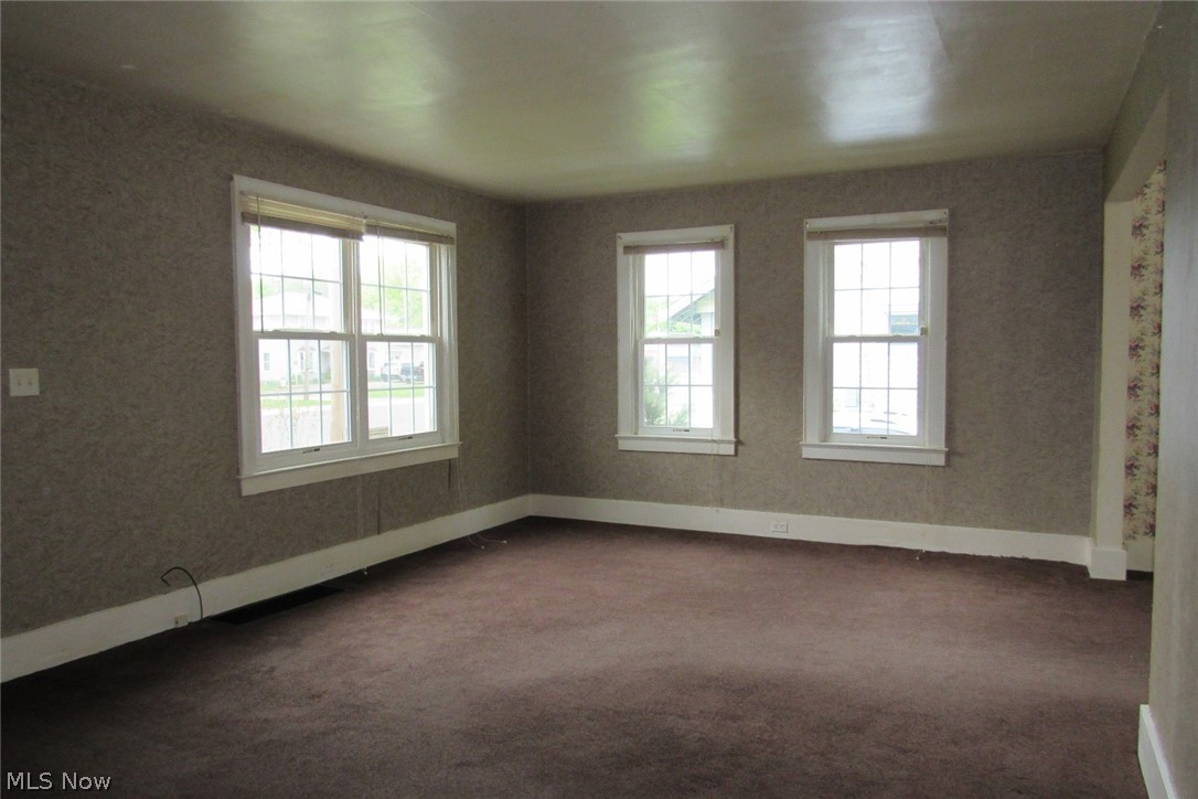 2042 West Prospect Road Ashtabula, OH 44004 - Photo 9 of 24