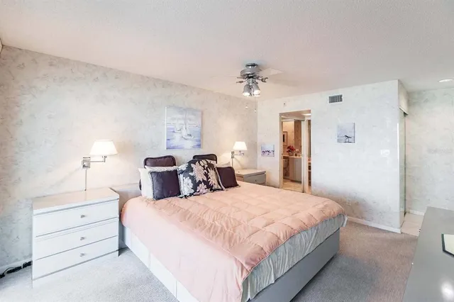 $5,700 | 1055 West Peppertree Drive, Unit 802AA, Sarasota, FL 34242