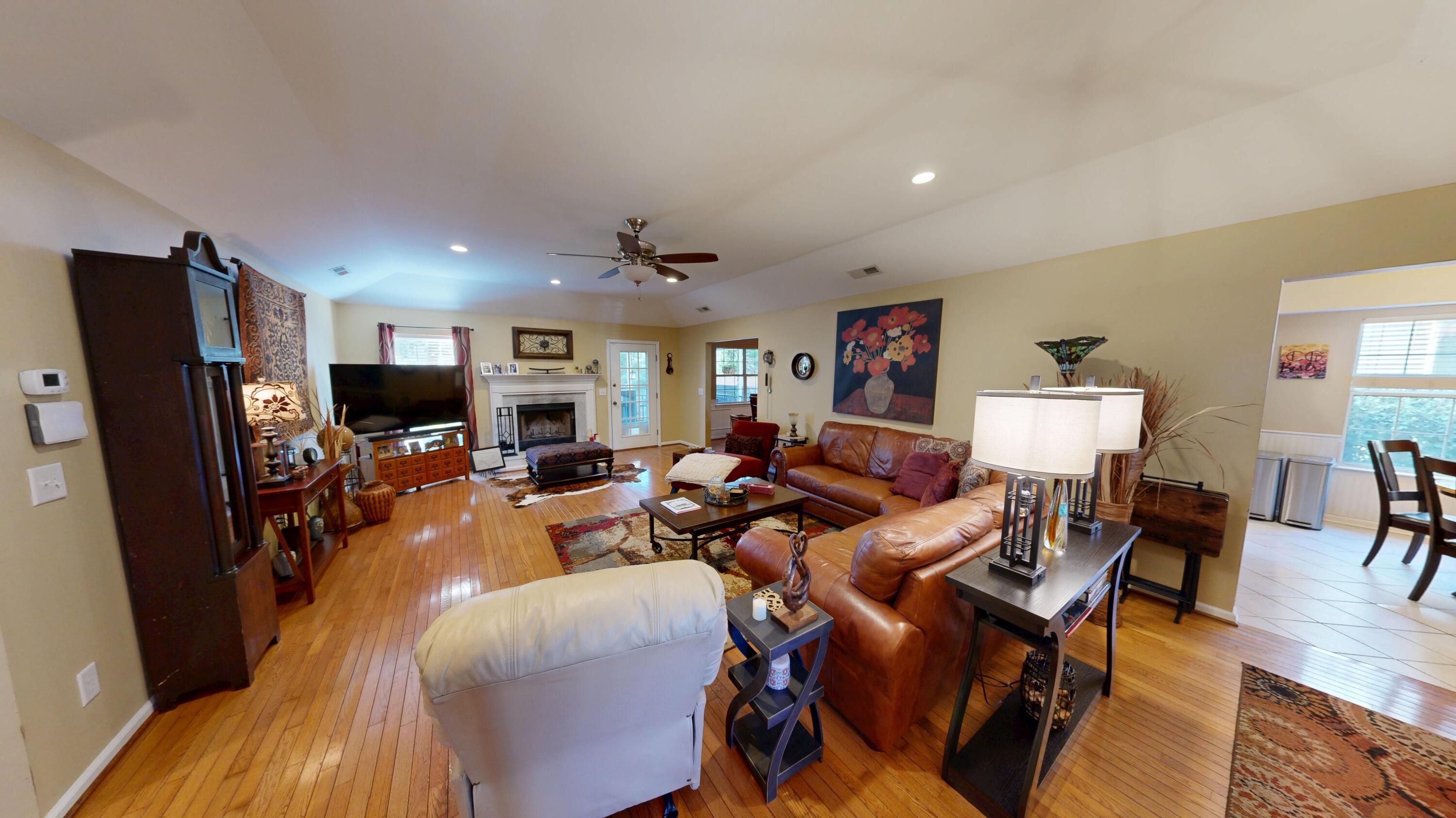 611 Fisherman's Bend Mount Pleasant, SC 29464 - Photo 13 of 41 611-Fishermans-Bend-11032025_203222