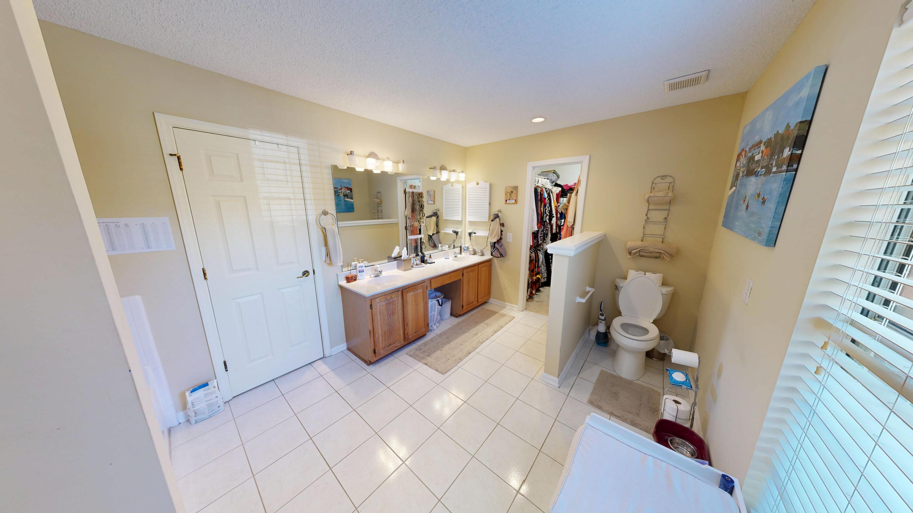 611 Fisherman's Bend Mount Pleasant, SC 29464 - Photo 20 of 41 611-Fishermans-Bend-11032025_203617