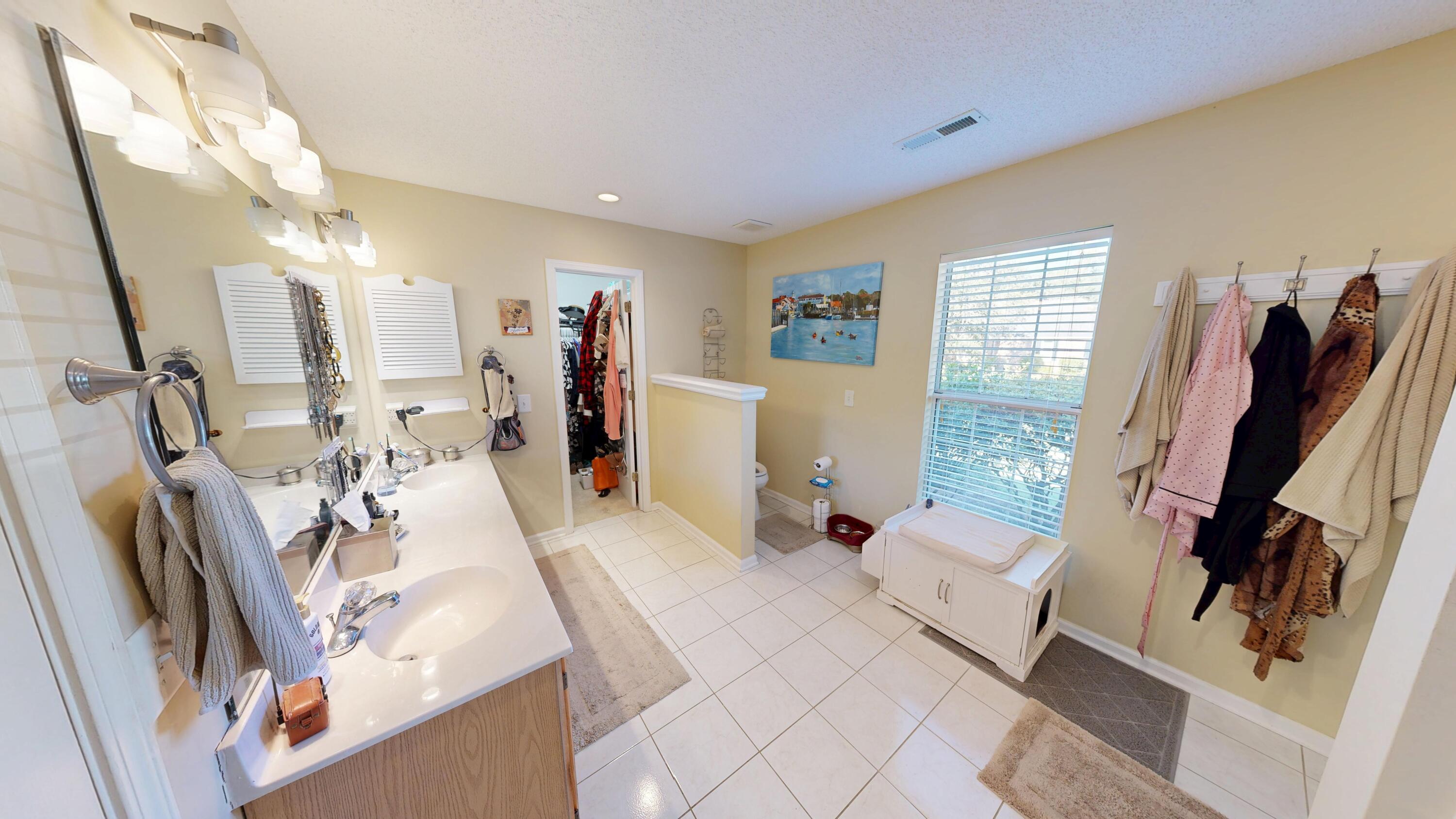 611 Fisherman's Bend Mount Pleasant, SC 29464 - Photo 22 of 41 611-Fishermans-Bend-11032025_203656