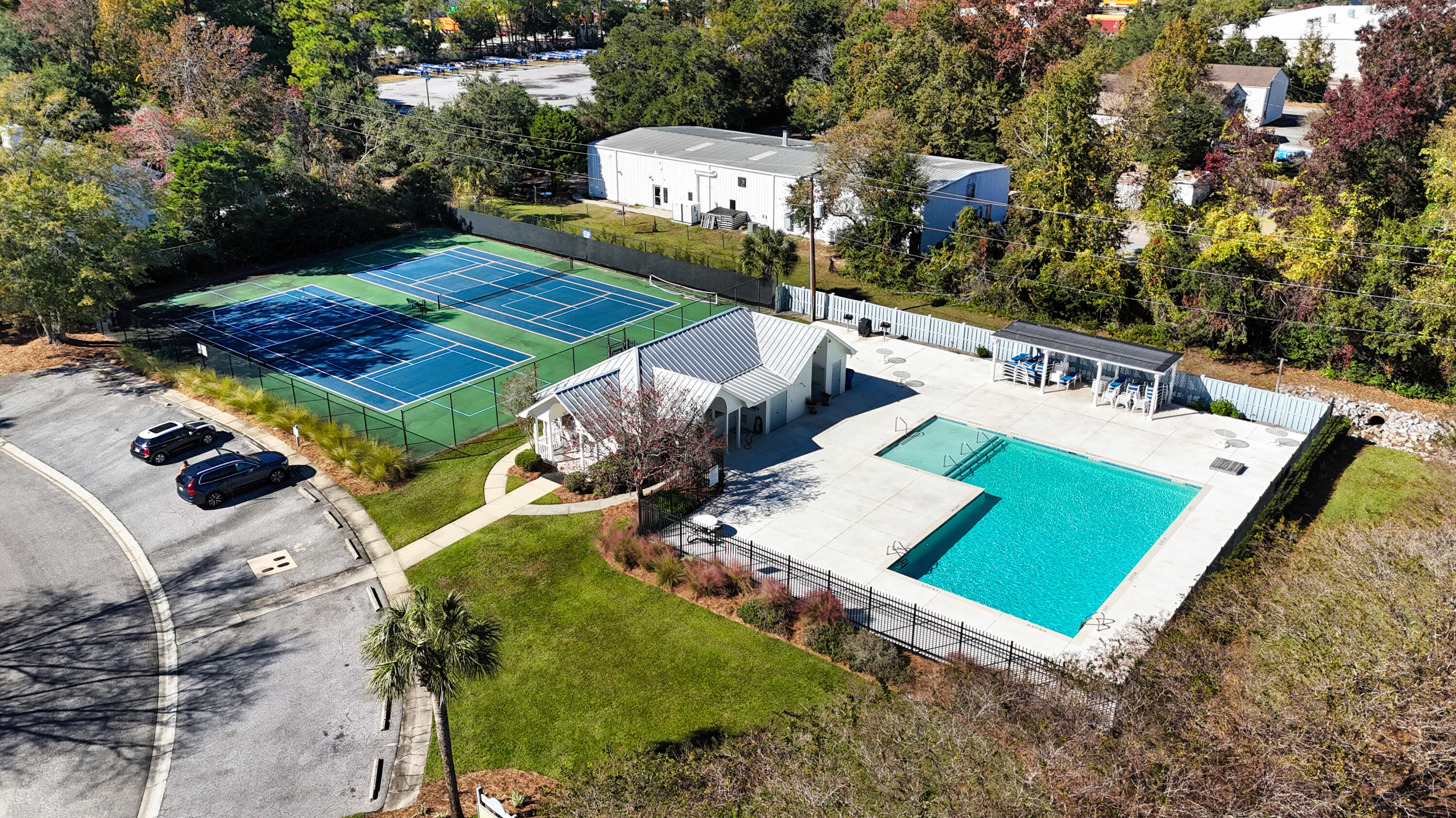 611 Fisherman's Bend Mount Pleasant, SC 29464 - Photo 35 of 41 Pool Tennis