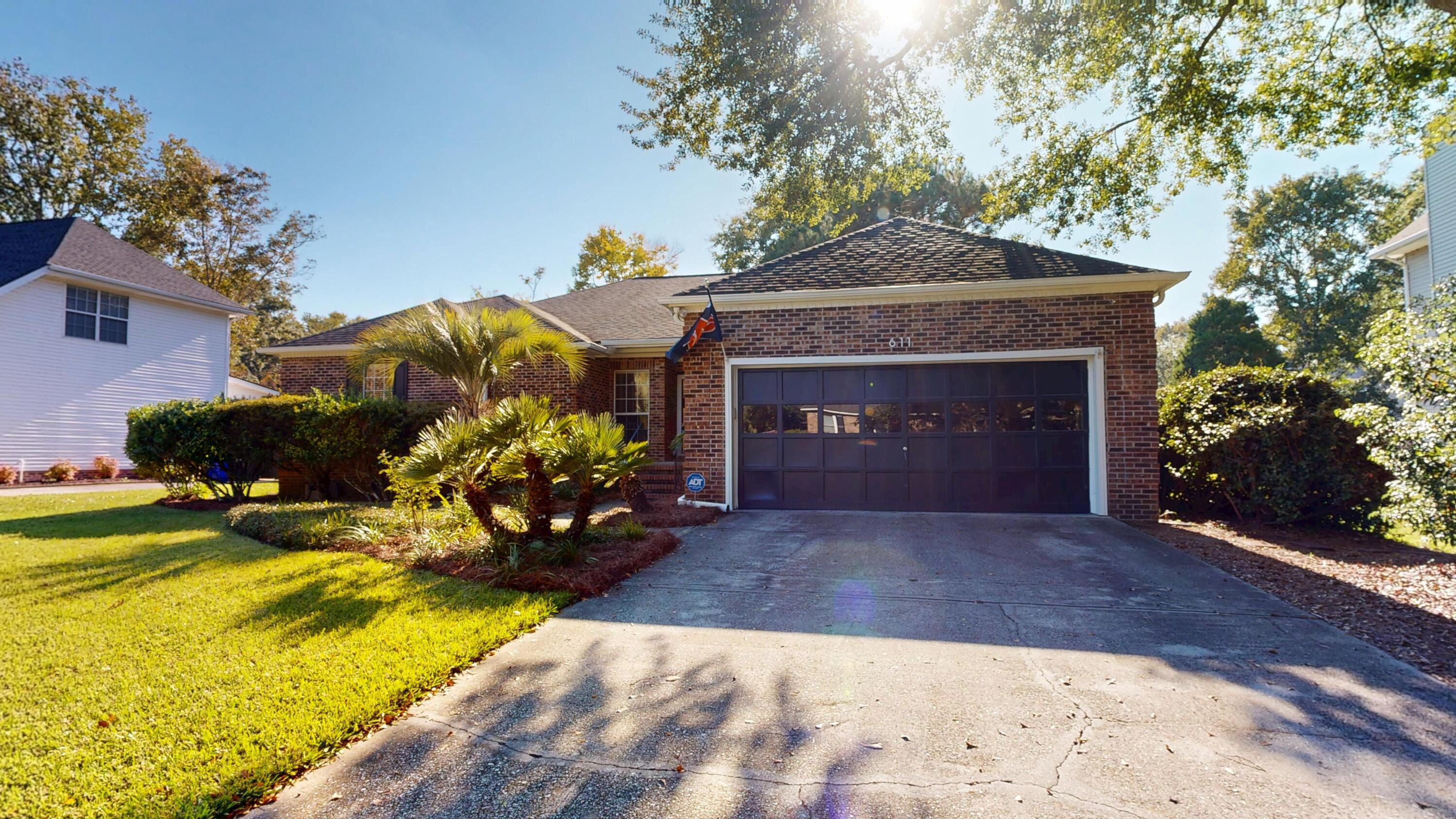 611 Fisherman's Bend Mount Pleasant, SC 29464 - Photo 5 of 41 611-Fishermans-Bend-11032025_204243