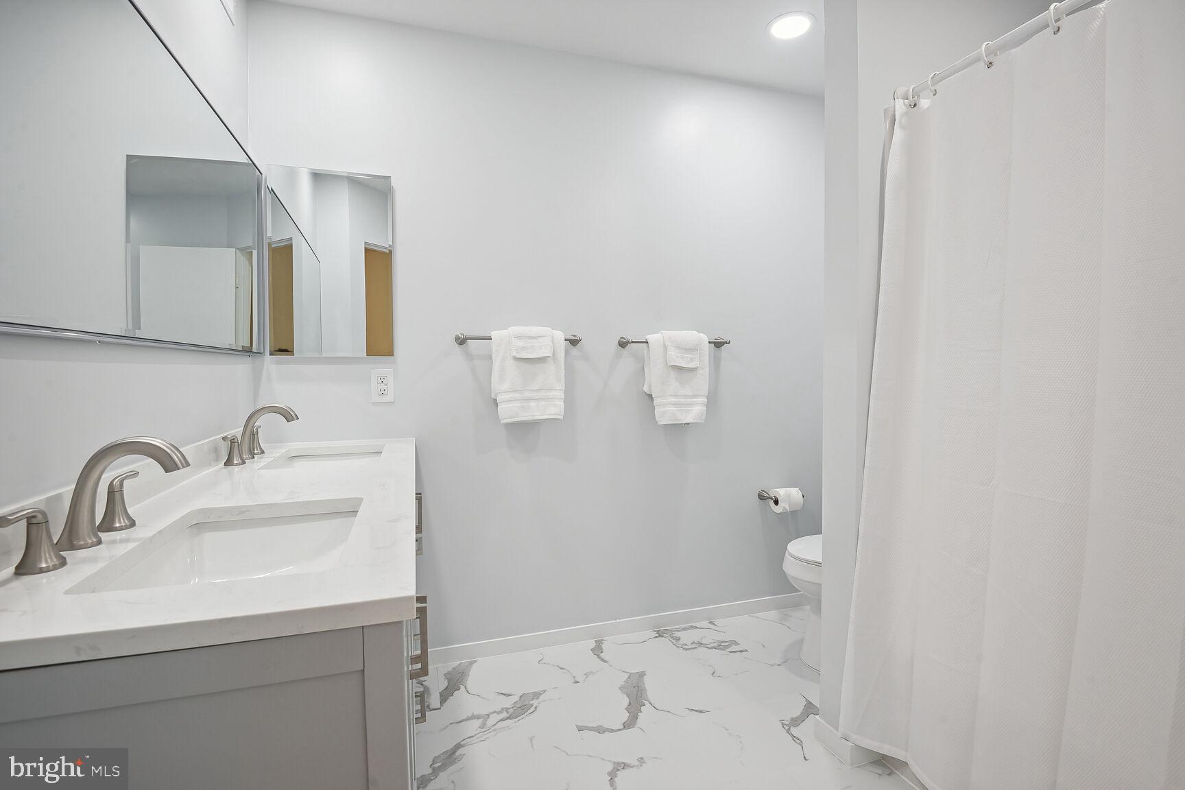 96 Interpromontory Road Great Falls, VA 22066 - Photo 38 of 62 Gallery Image 38