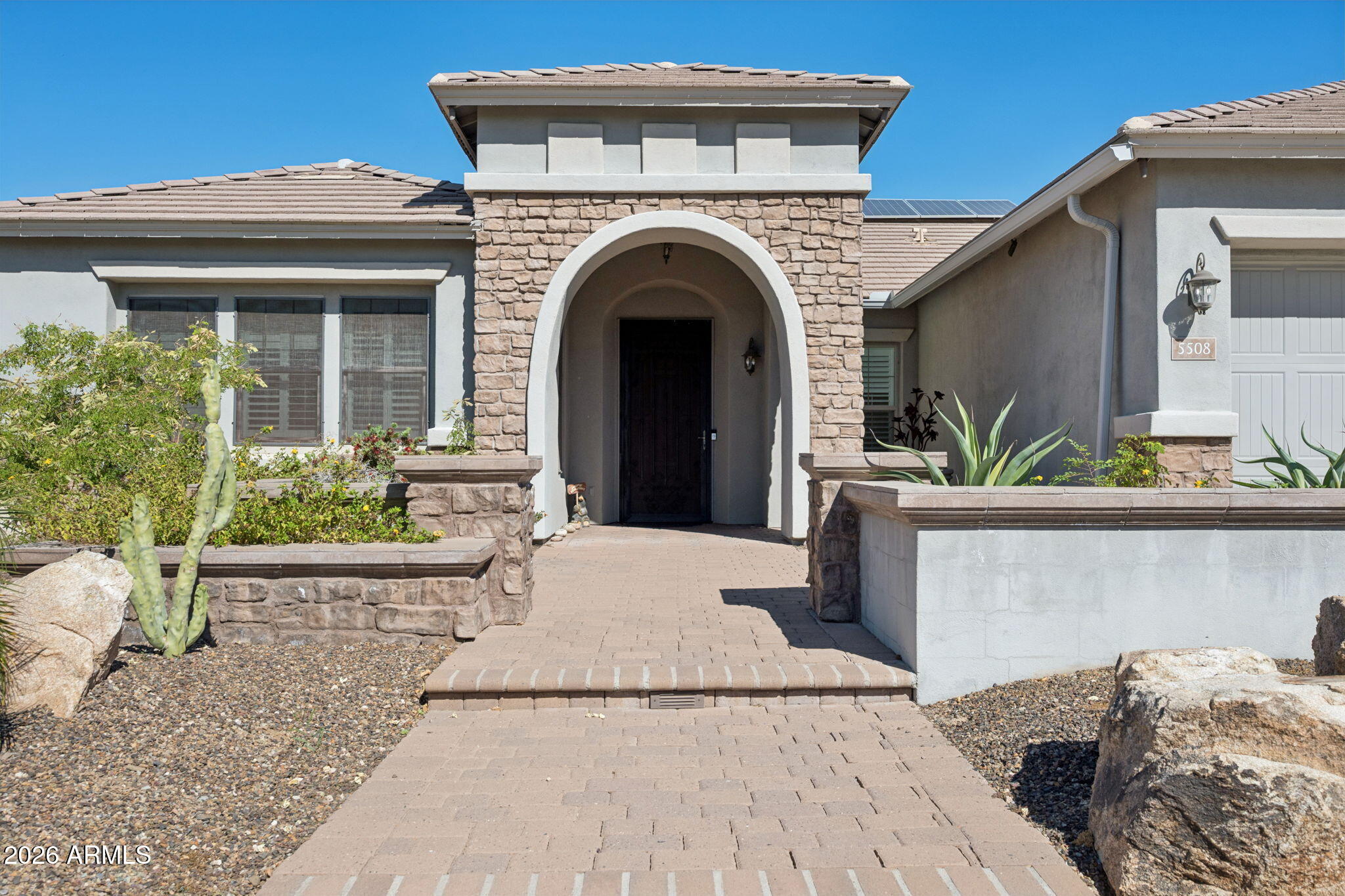 5508 West Parsons Road Phoenix, AZ 85083 - Photo 5 of 48 Stone arch