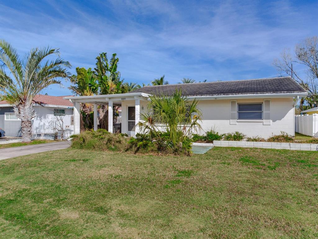 16105 1st Street East Redington Beach, FL 33708 - Photo 8 of 27 Gallery Image 8
