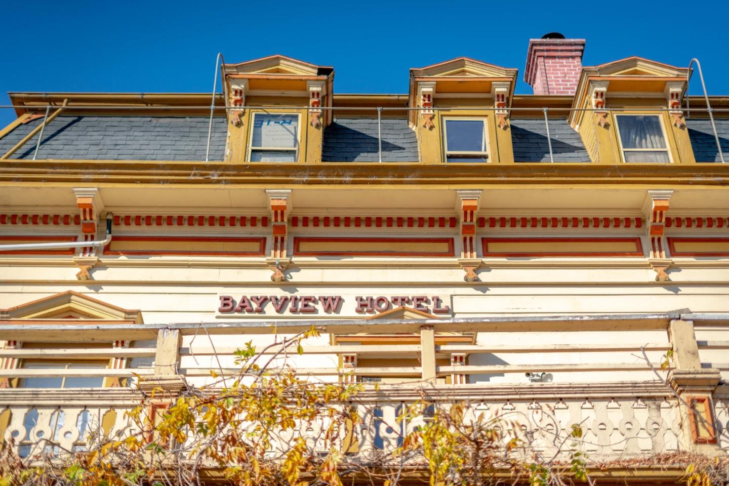 2001 Cathedral Drive Aptos, CA 95003 - Photo 39 of 42 front view of a building