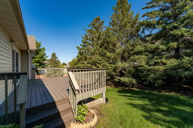 $695,000 | 360 Wimbledon Hills Drive Southwest, Rochester, MN 55902