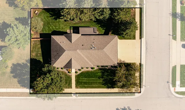 $695,000 | 360 Wimbledon Hills Drive Southwest, Rochester, MN 55902